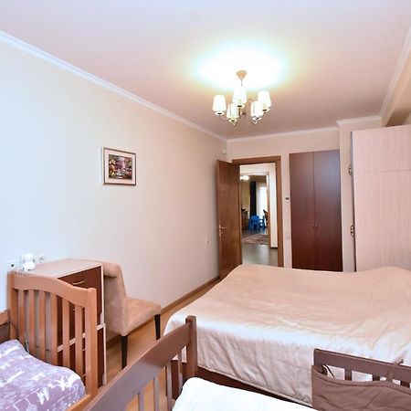 Dos Guest House Yerevan Ngoại thất bức ảnh