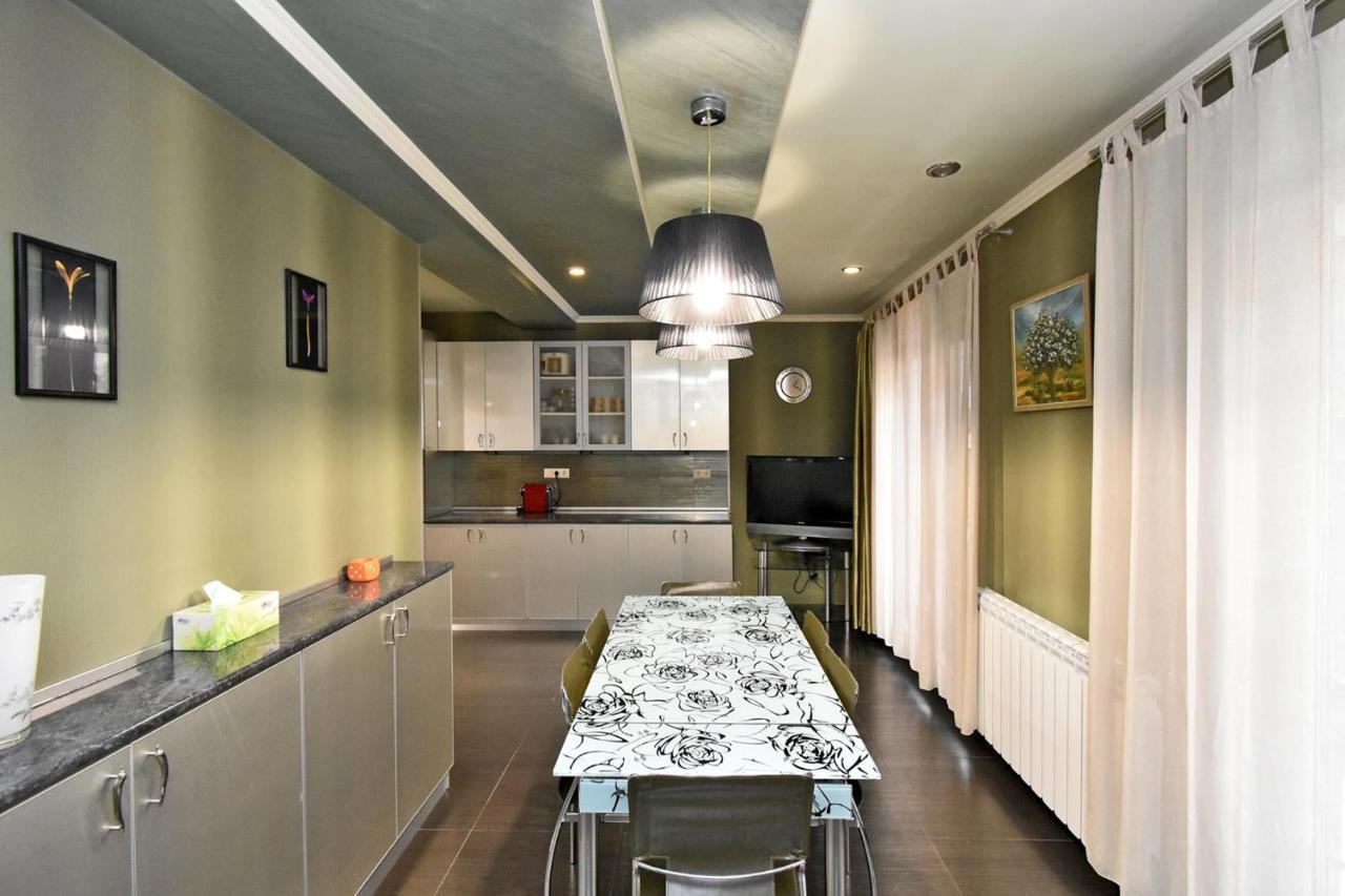 Dos Guest House Yerevan Ngoại thất bức ảnh
