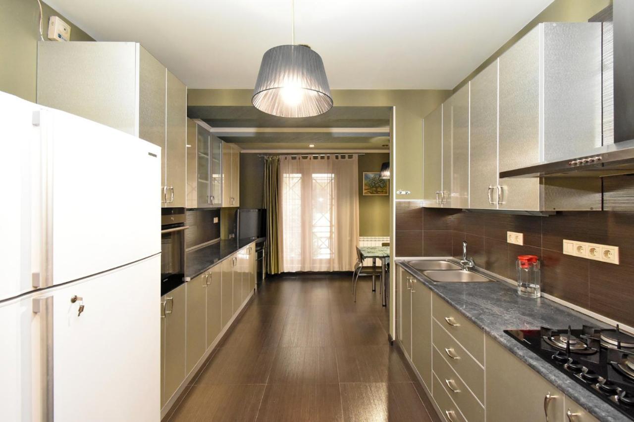 Dos Guest House Yerevan Ngoại thất bức ảnh